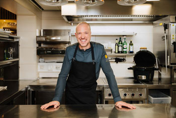 Stefan Haas Fine Dine: Sein Restaurant im Ortskern  von Altaussee wurde erstmals in den Guide Michelin  aufgenommen.  (Foto: Karl Steinegger)